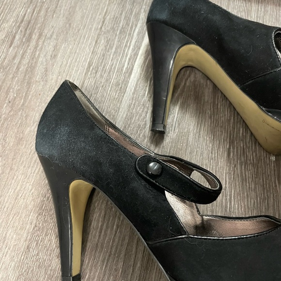 Franco Sarto suede leather heels. - Picture 3 of 5